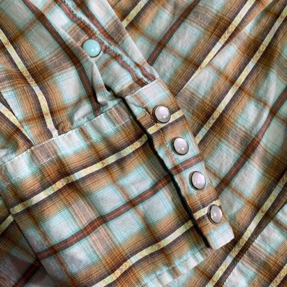 Roper wear the west cowgirl long sleeve shirt. Western ranch top coastal - Picture 2 of 10